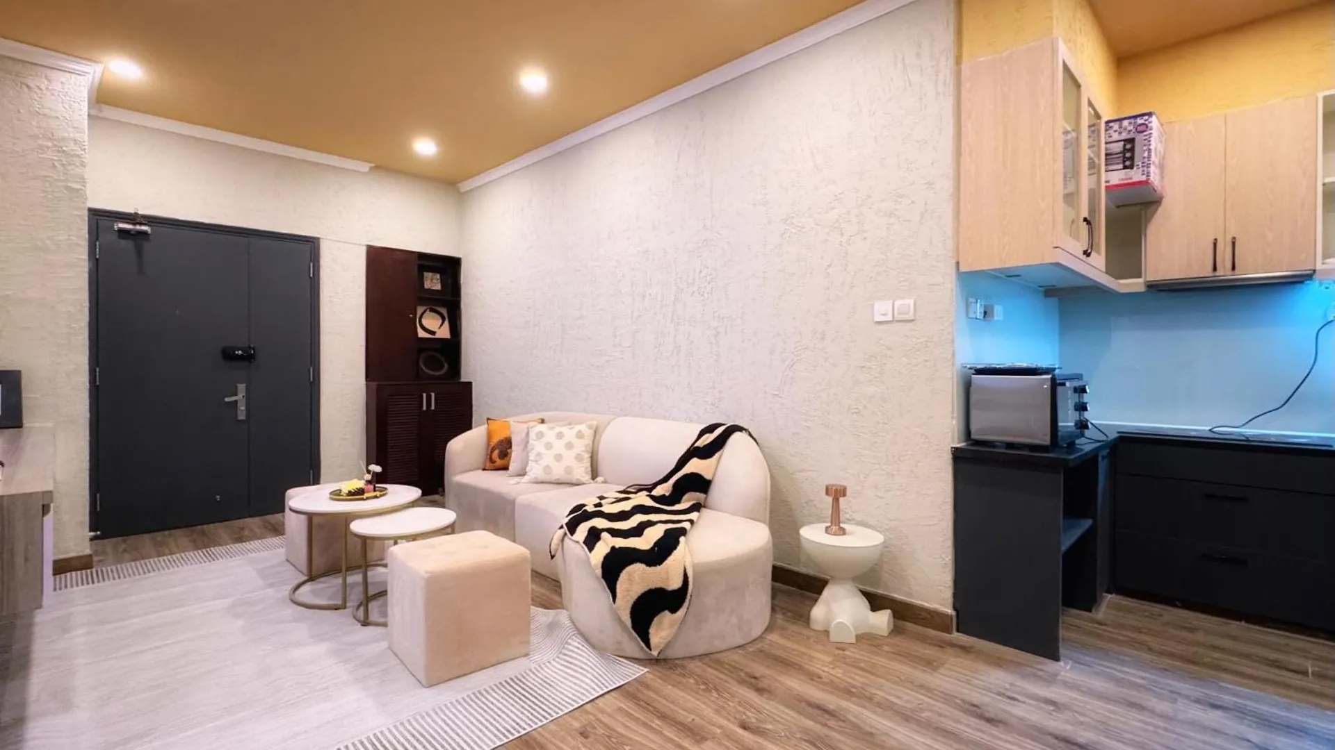 9Trip Stay In Central Garden District 1 Saigon Center Vietnam