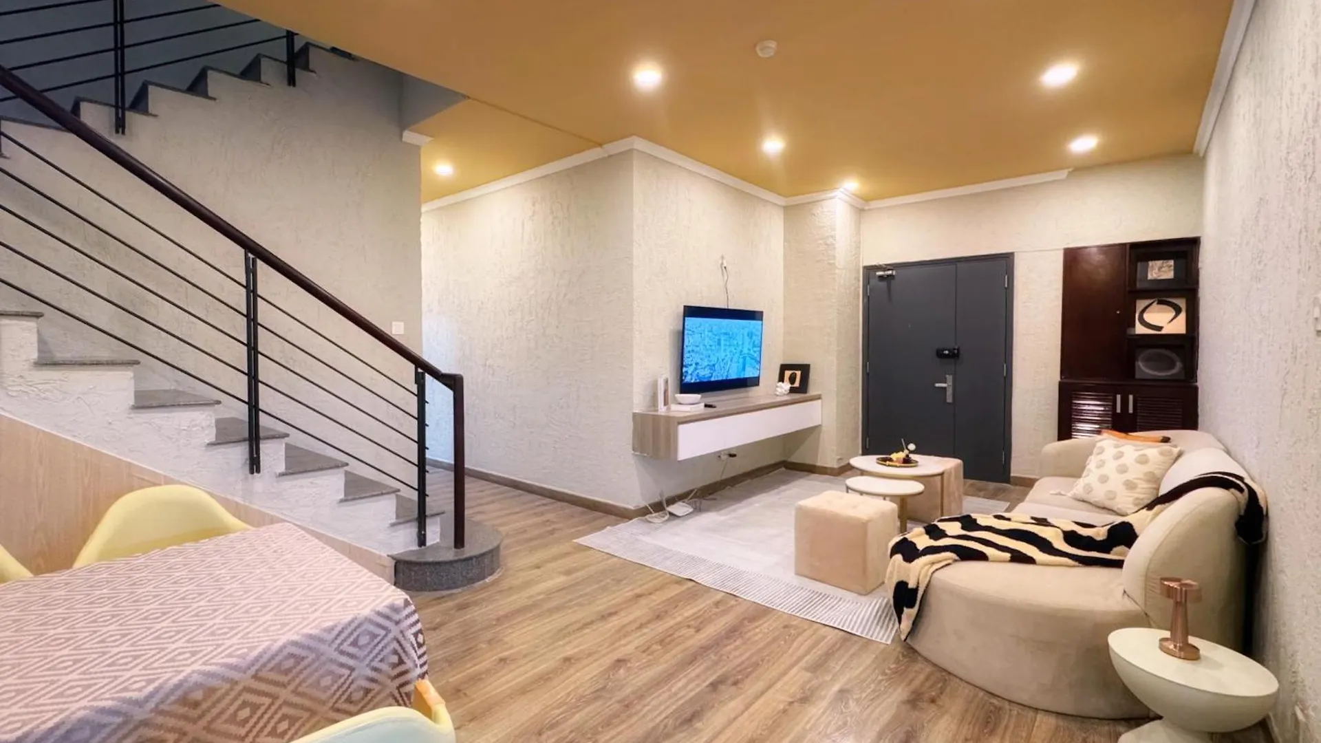 9Trip Stay In Central Garden District 1 Saigon Center Apartment